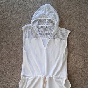 ■ Victoria's Secret White Hood Swim Coverup Pool Spa Lounge Pullover